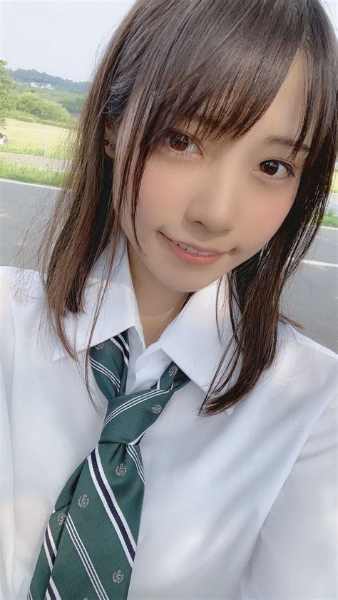 ロリ可愛いJKに巨根をぶち込んで中出し .